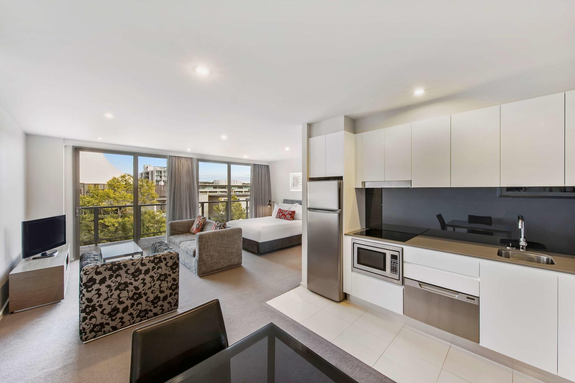 Adina Serviced Apartments Canberra Dickson Camberra Exterior foto