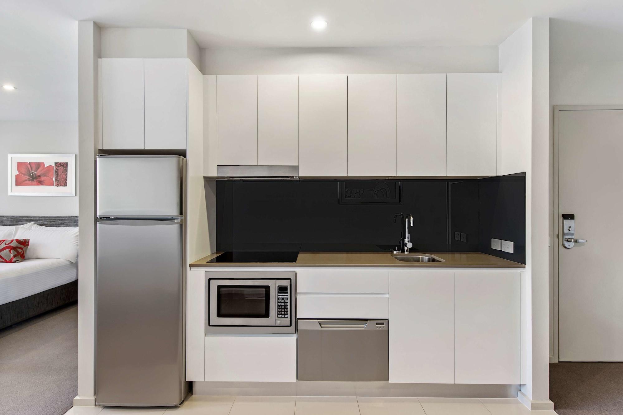 Adina Serviced Apartments Canberra Dickson Camberra Exterior foto