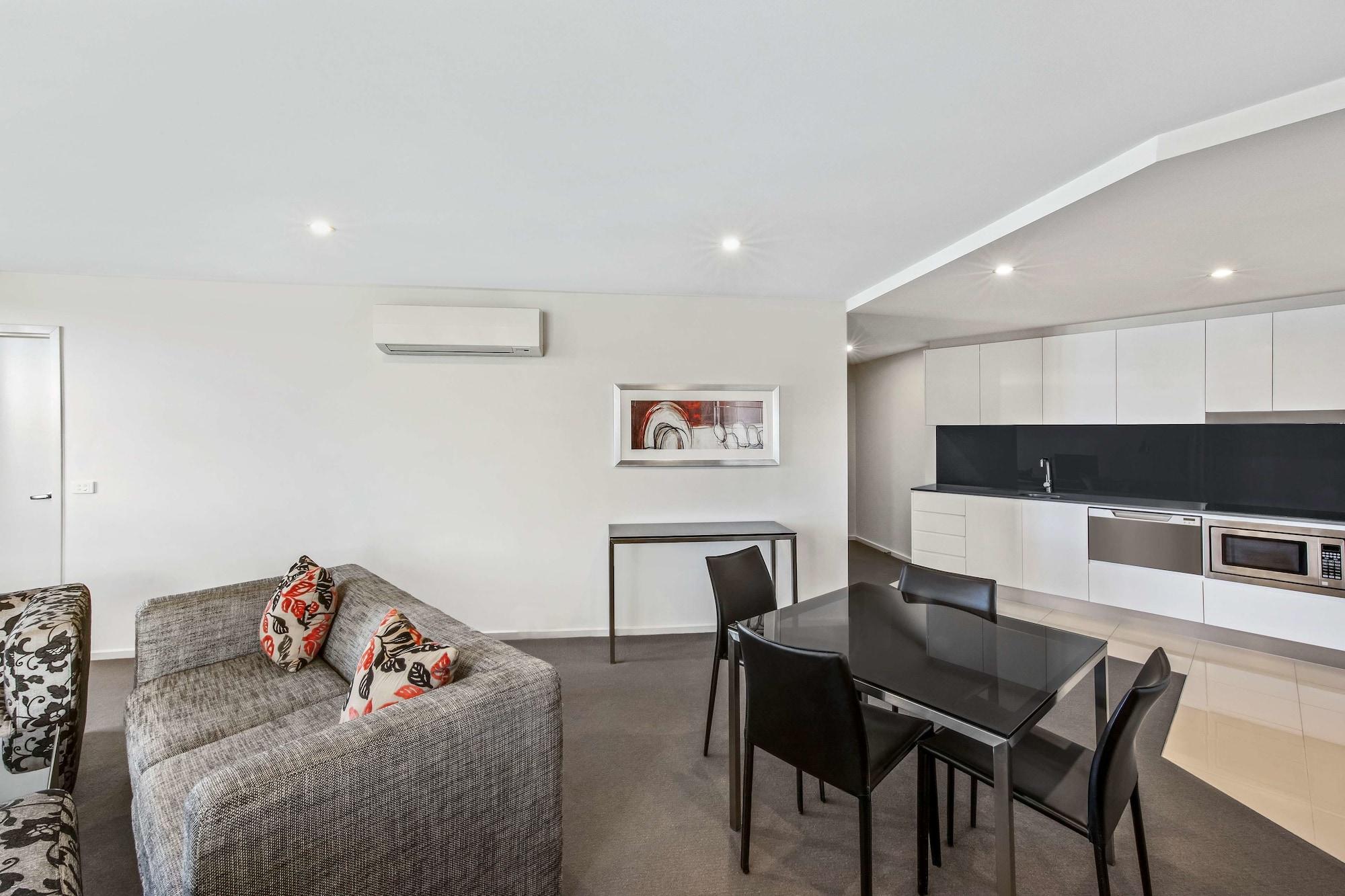 Adina Serviced Apartments Canberra Dickson Camberra Exterior foto